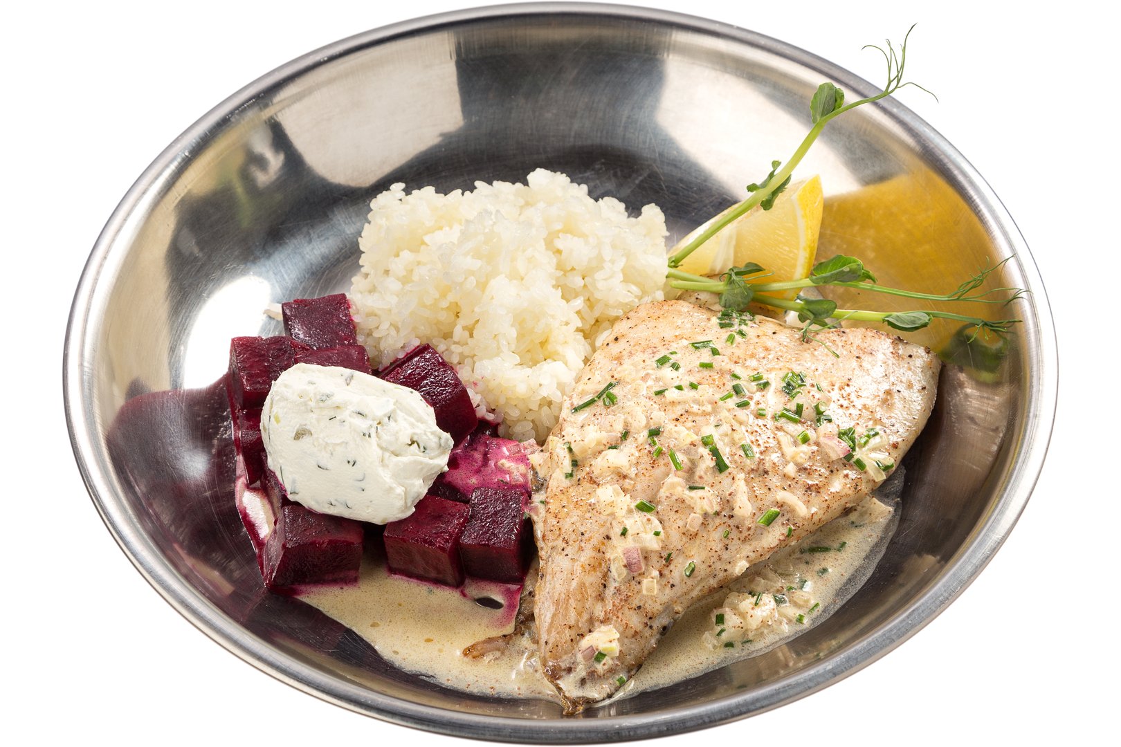 Photo Dish Dorado fillet with rice, pickled beets and sauce