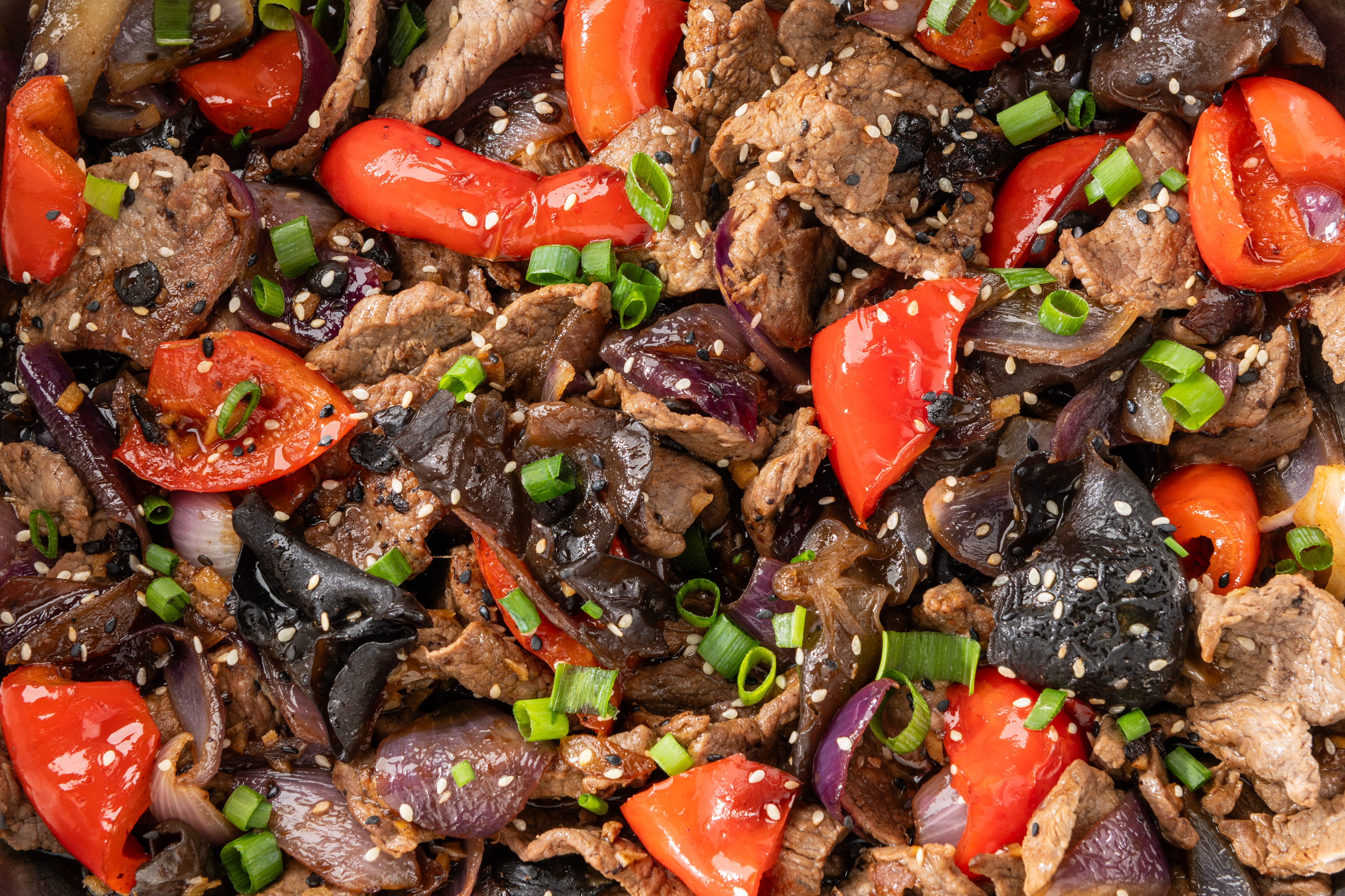 Photo Beef with stir-fried vegetables