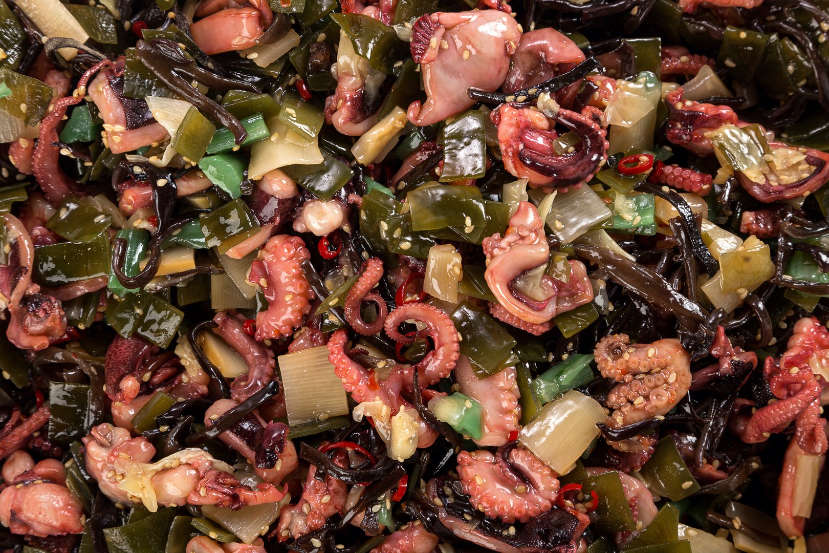 Photo Salad of cut octopuses